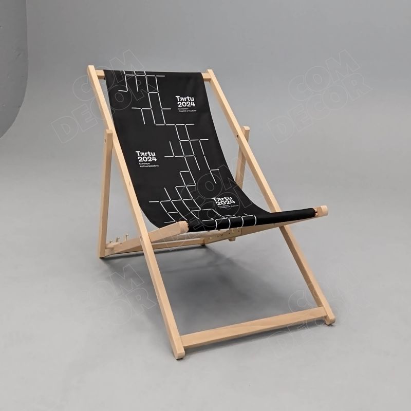 Deck chair with custom deasign