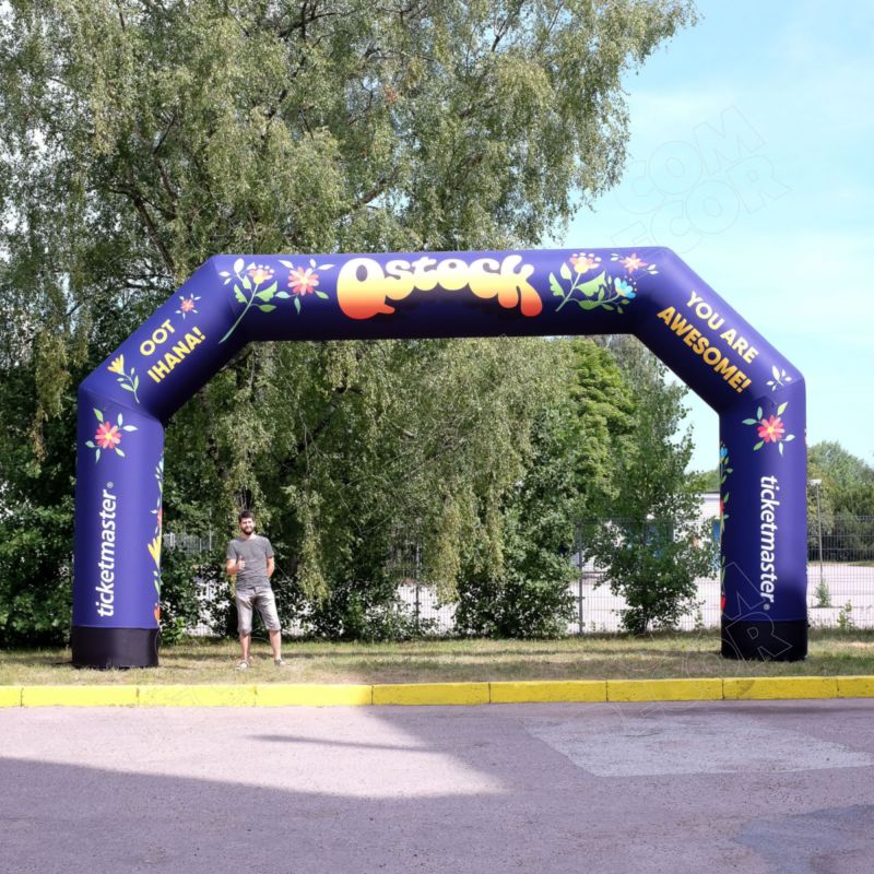Inflatable advertising - racers finish gate